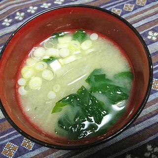 小松菜と大根の味噌汁